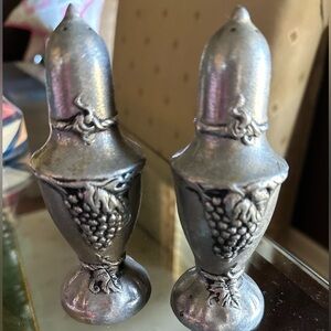 Arthur Court solid Pewter “Grapevine” Salt and Pepper Shakers